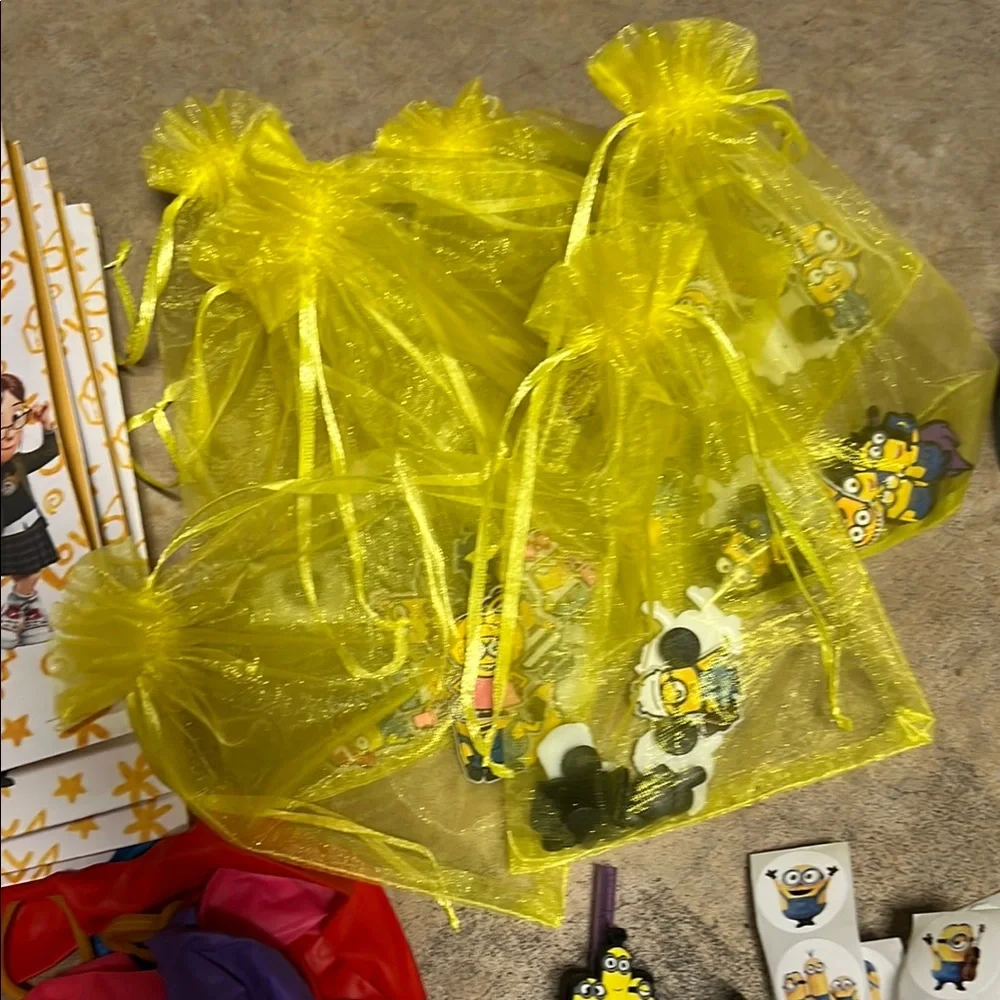Yellow Disposable Tableware Party Supplies Set